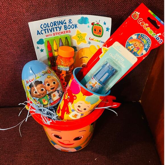 Cocomelon Sand bucket gift bundle coloring and activity book with stickers - Picture 4 of 4